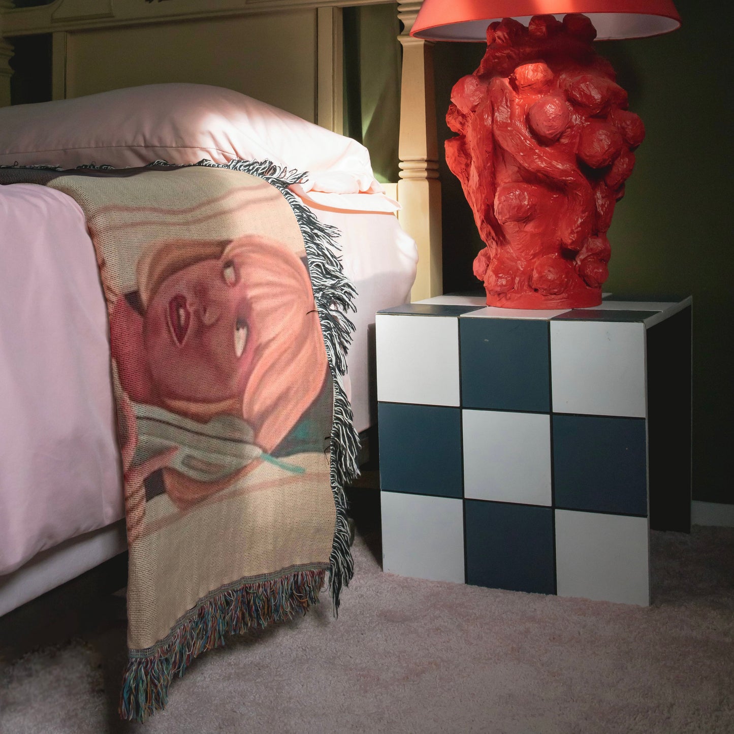 ‘SCREAM’ blanket